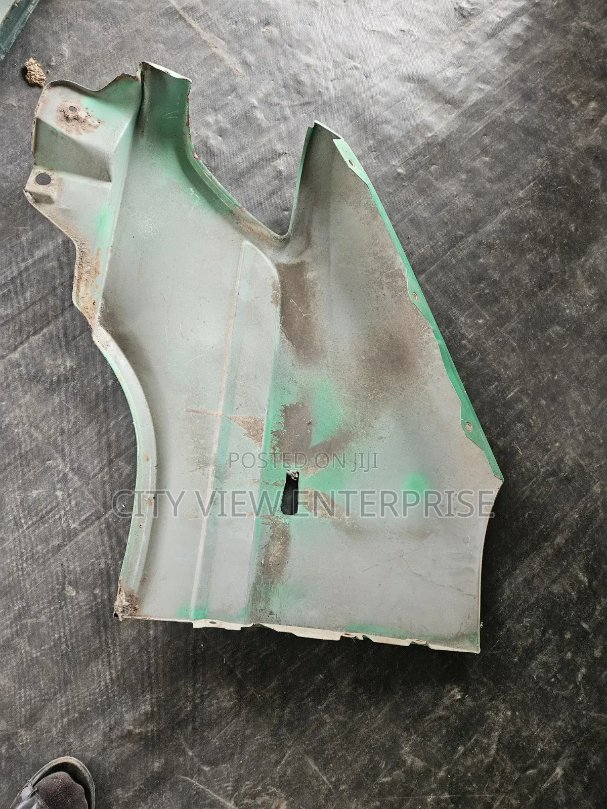 Mercedes-Benz Fenders