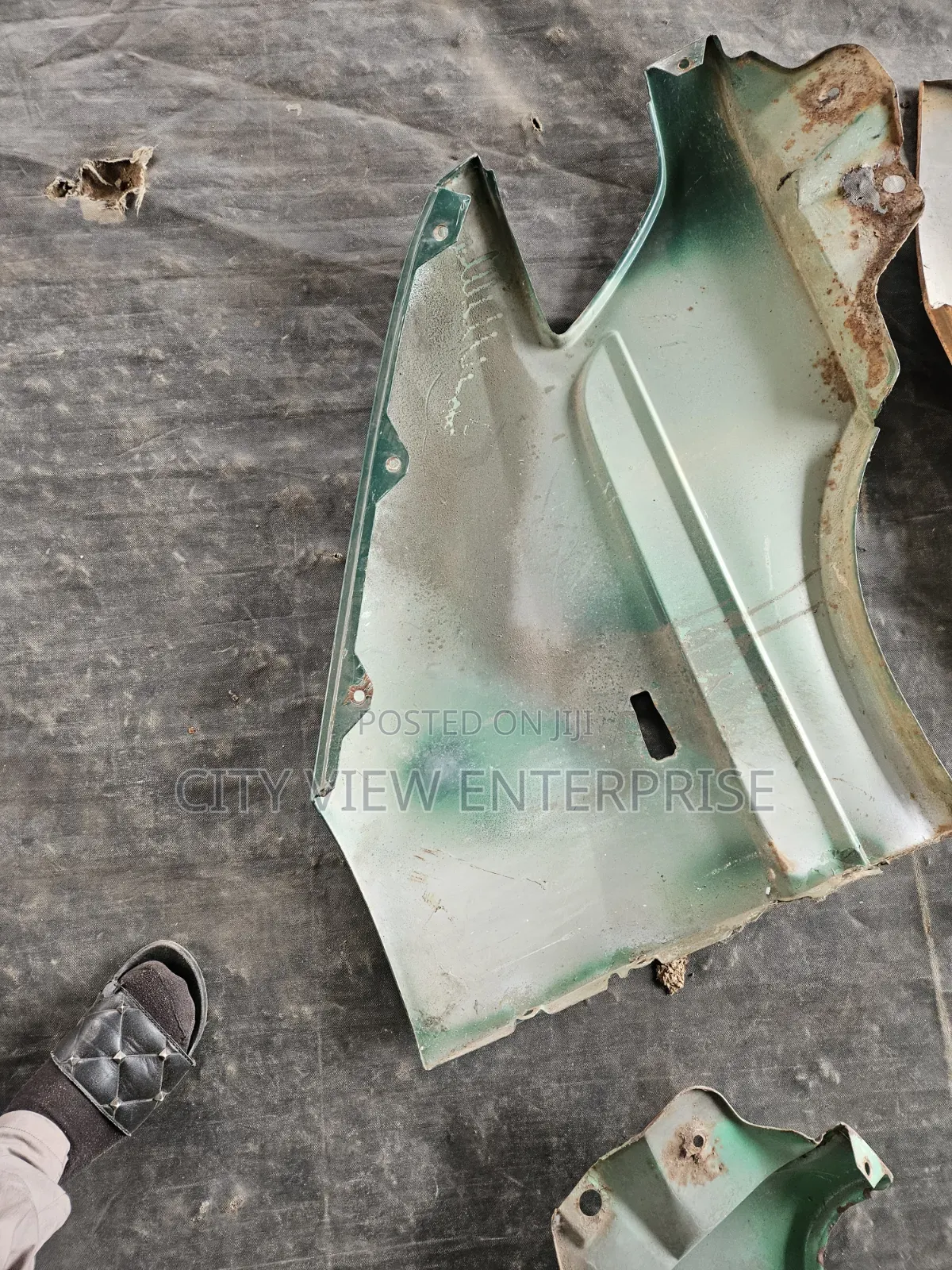 Mercedes-Benz Fenders