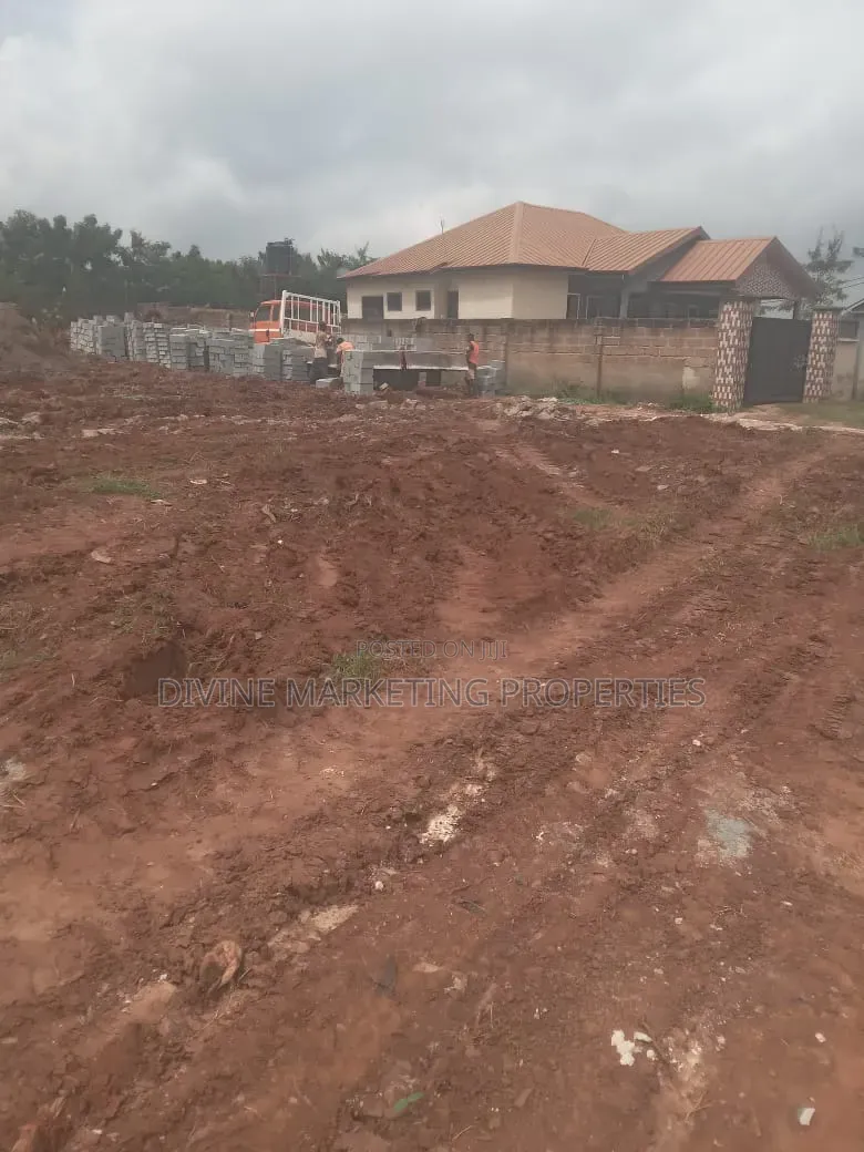 Roadside Plot Near Aburi Secondary School