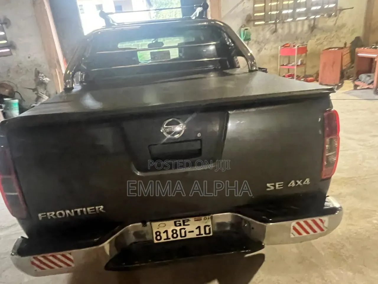 Nissan Frontier Automatic 2005 Gray