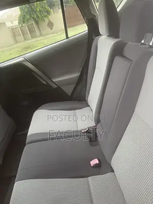 Toyota RAV4 LE 4dr SUV (2.5L 4cyl 6A) 2014 Gray