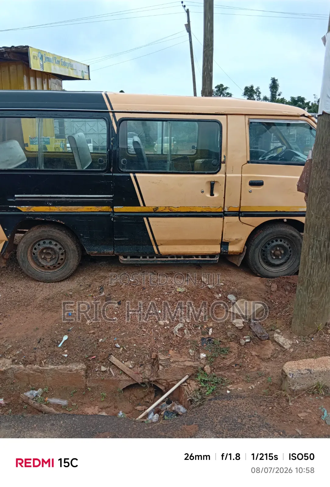 Hyundai H200 1999 Yellow