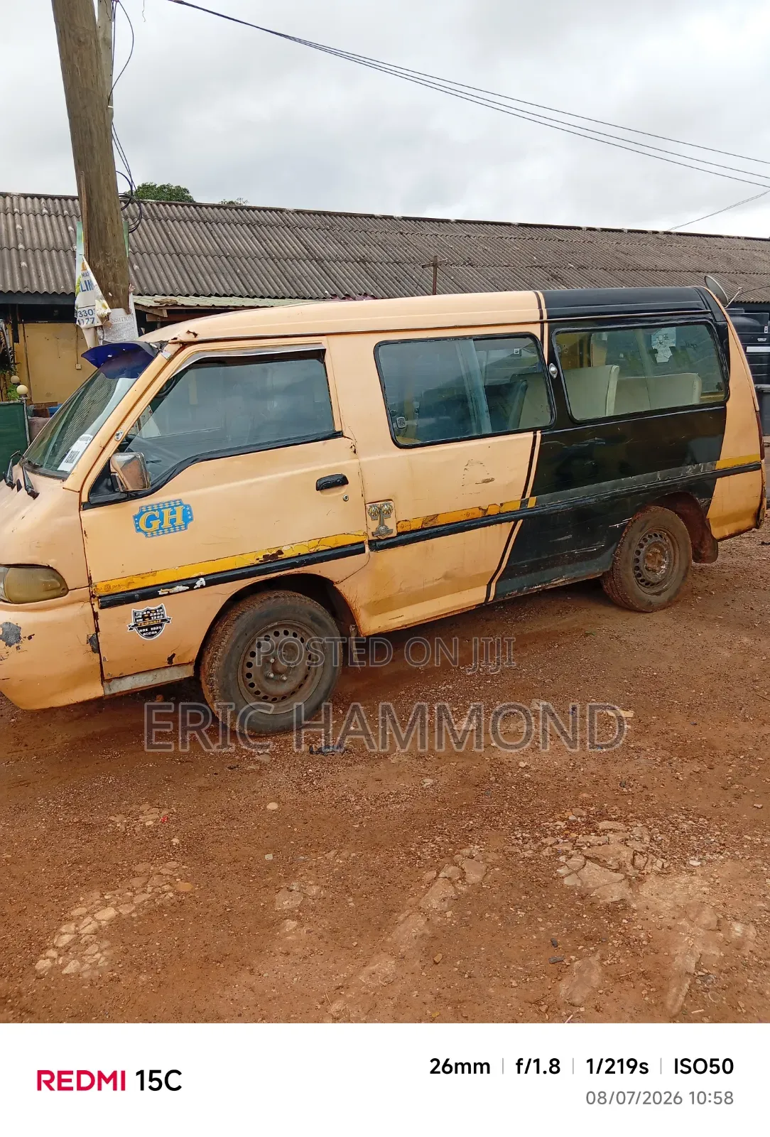 Hyundai H200 1999 Yellow