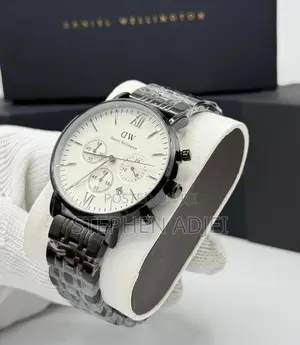 Daniel Wellington Chain Strap Watch