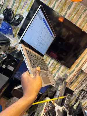 Laptop Dell Latitude 5330 16GB Intel Core i5 SSD 256GB