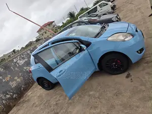 Toyota Vitz 2010 Blue