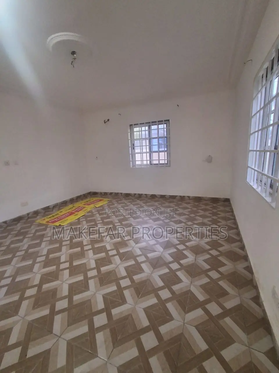3bdrm House in Lake Side Estate for rent