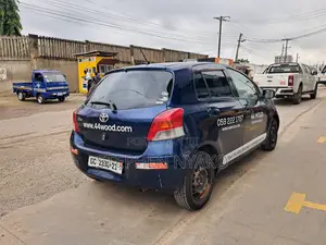 Toyota Vitz 1.0 FWD 5dr 2006 Blue