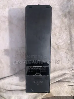 Mitsubishi Pajero Door Switch