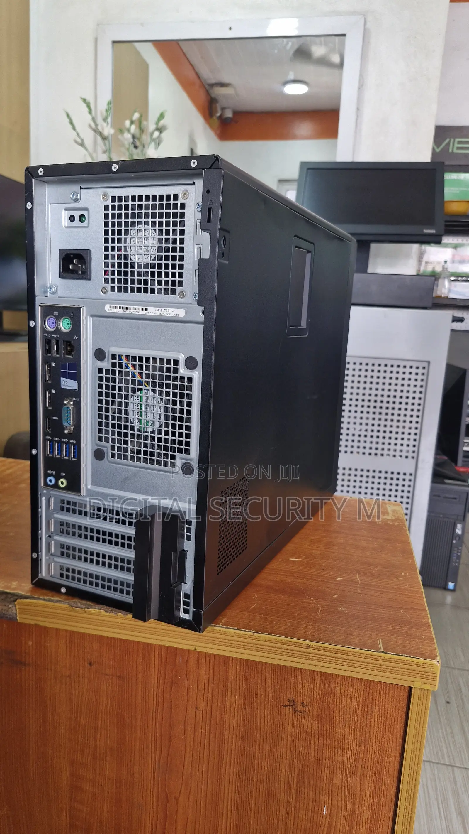 Desktop Computer Dell Precision 3000 8GB Intel Core i5 HDD 1T