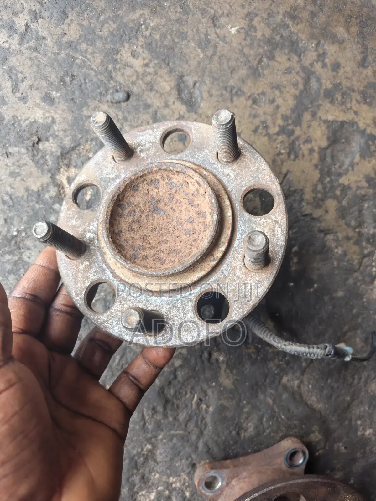 Dodge Calliber Back Hub 2005 to 2018