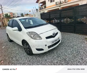 Toyota Yaris 2010 White