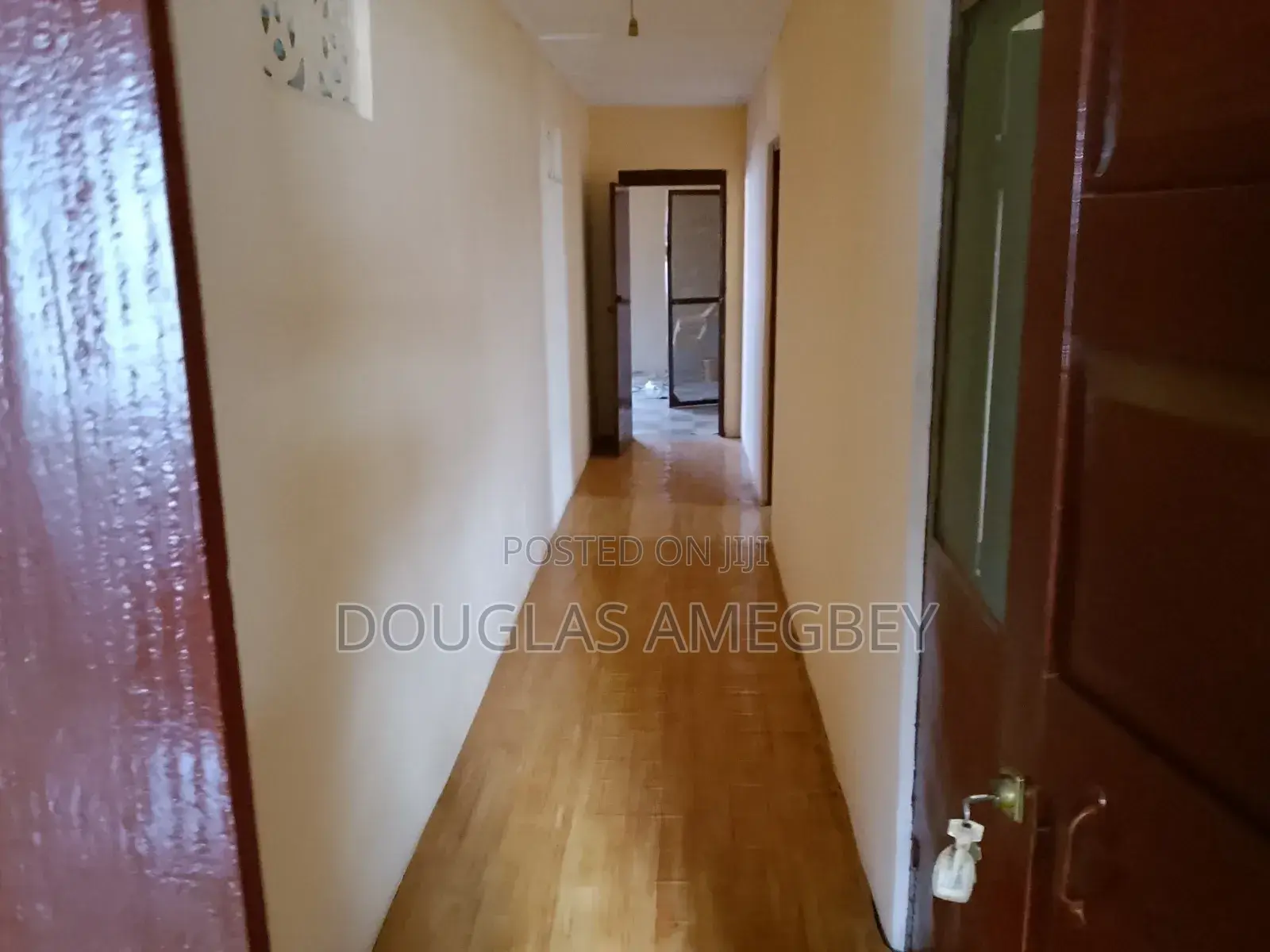 14bdrm House in Ketu South Municipal for sale