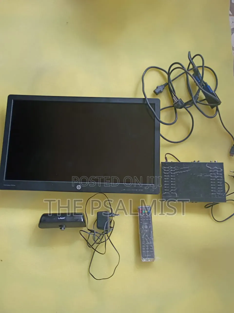 HP Prodisplay P240va Monitor, Q Box Satilite , Active Speaker Monitor
