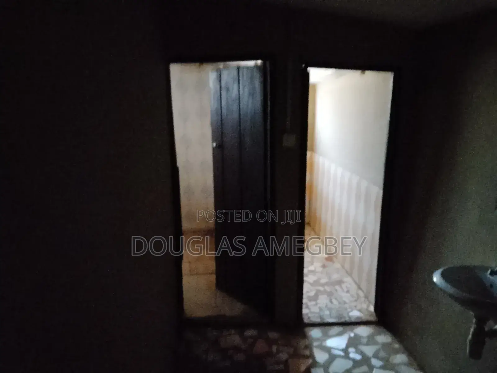 14bdrm House in Ketu South Municipal for sale