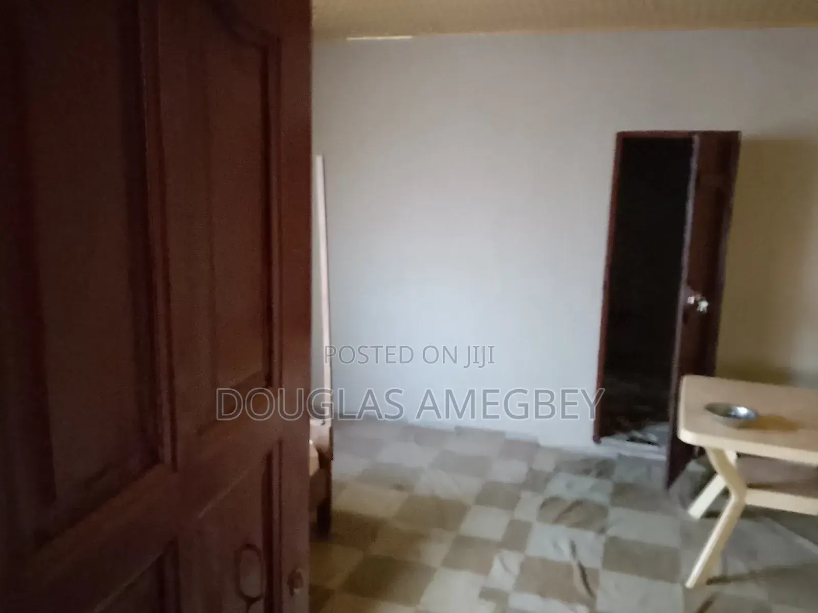 14bdrm House in Ketu South Municipal for sale