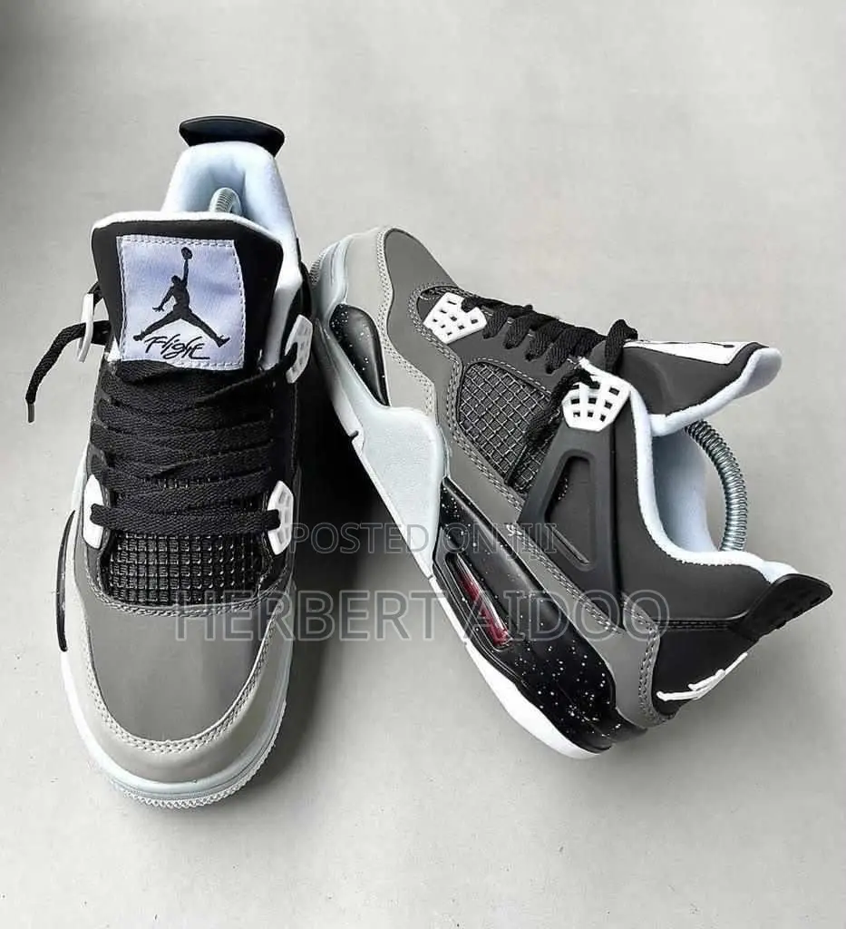 Nike Jordan Sneakers