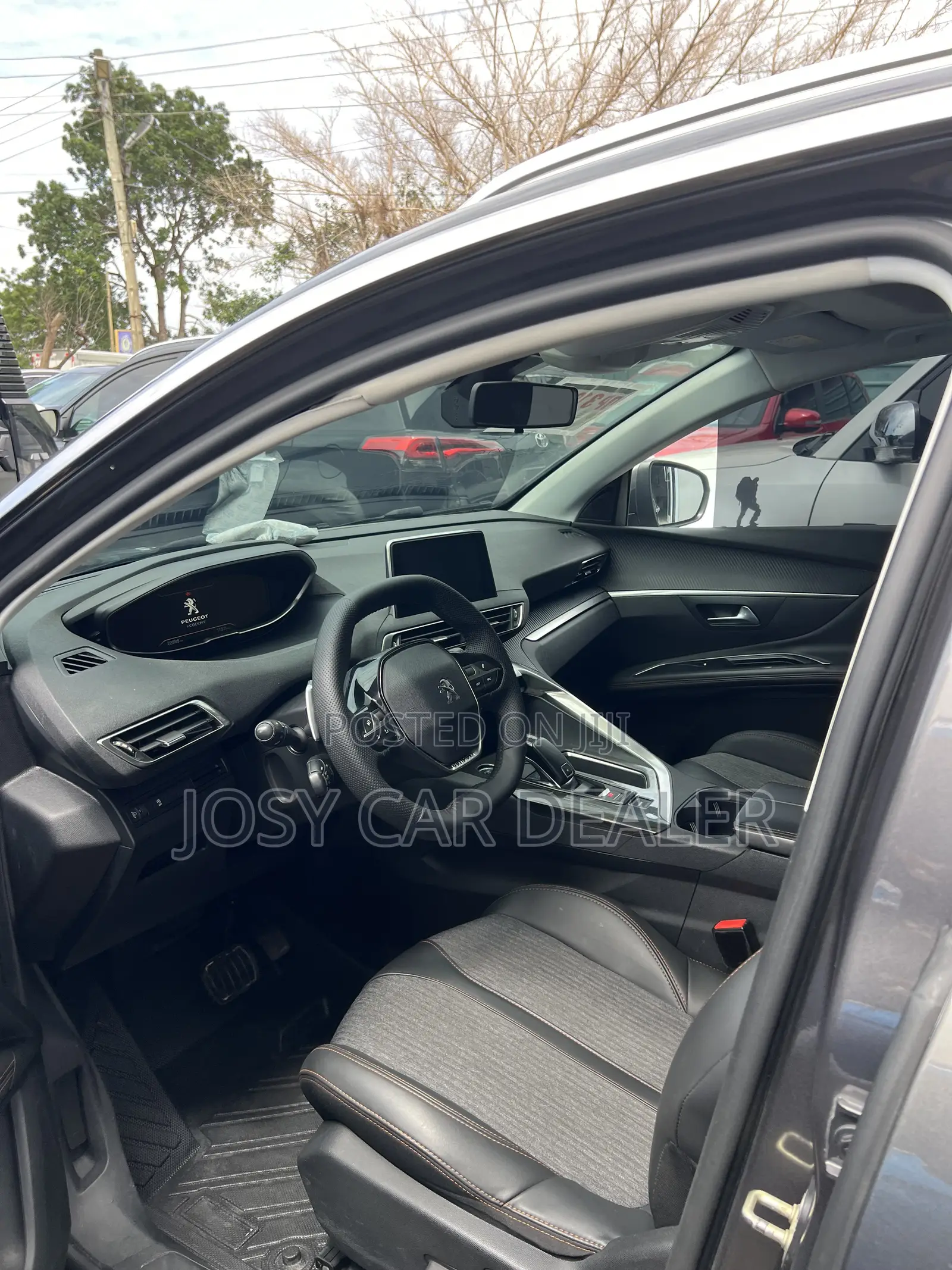 Peugeot 5008 1.6 BlueHDi 100 2018 Gray