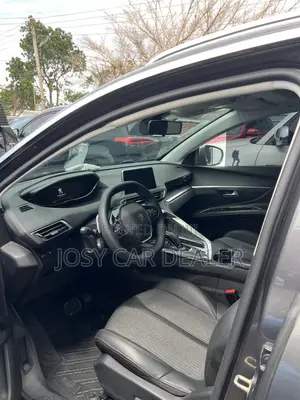 Peugeot 5008 1.6 BlueHDi 100 2018 Gray