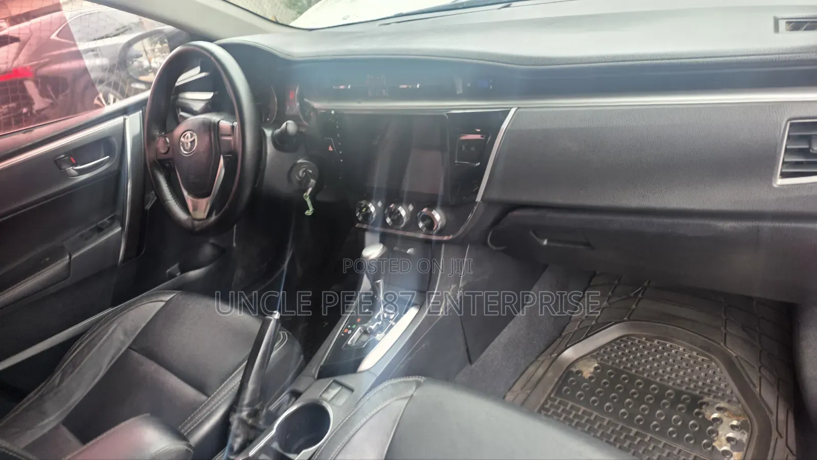 Toyota Corolla 2016 Red