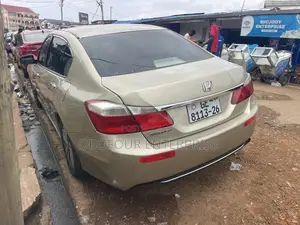 Honda Accord LX 4dr Sedan (2.4L 4cyl 6M) 2015 Gold