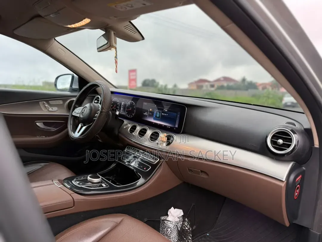 Mercedes-Benz E200 2020 Silver