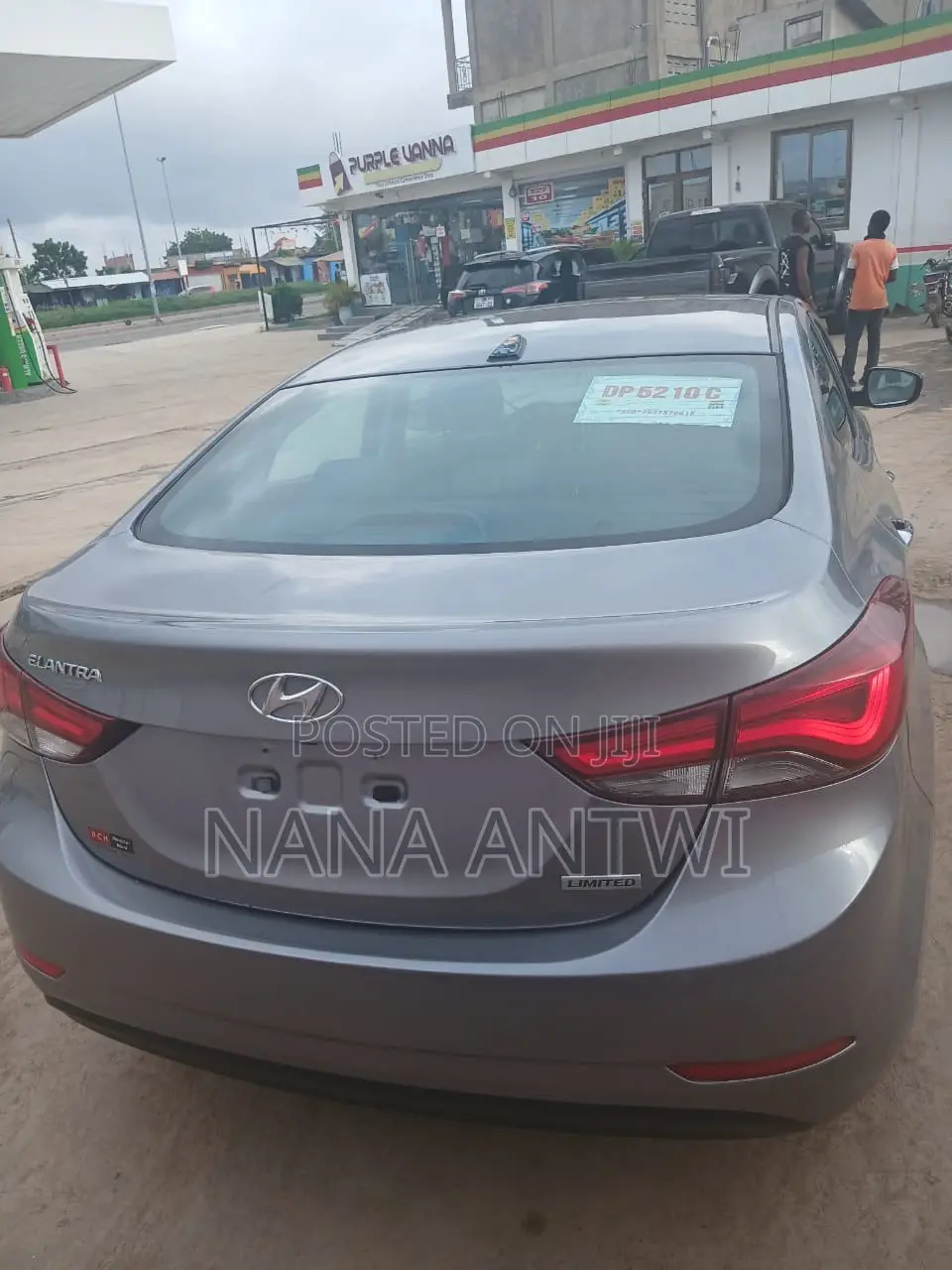 Hyundai Elantra Limited 4dr Sedan (1.8L 4cyl 6A) 2015 Silver