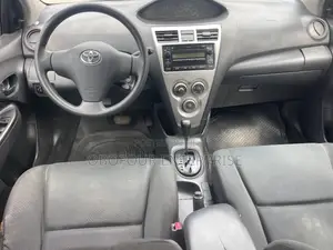 Toyota Yaris 2009 Black