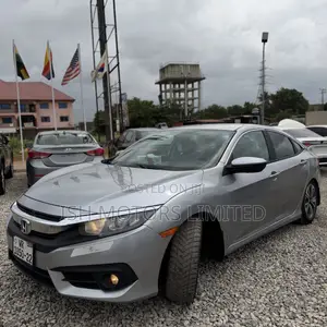Honda Civic LX 4dr Sedan (2.0L 4cyl) 2017 Silver