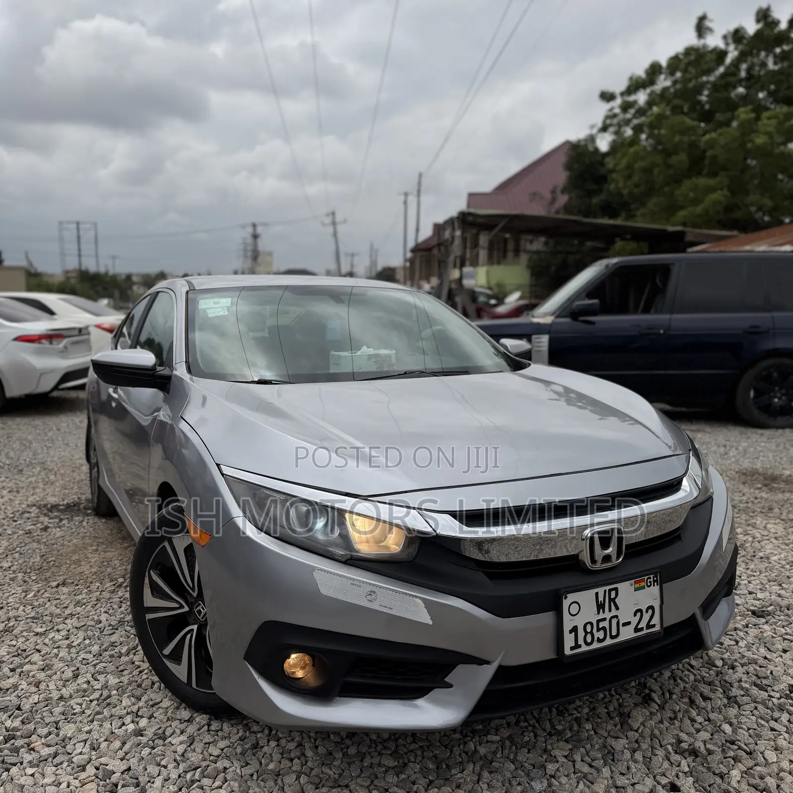 Honda Civic LX 4dr Sedan (2.0L 4cyl) 2017 Silver