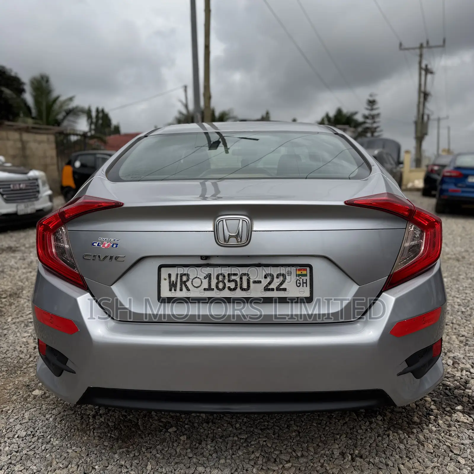 Honda Civic LX 4dr Sedan (2.0L 4cyl) 2017 Silver