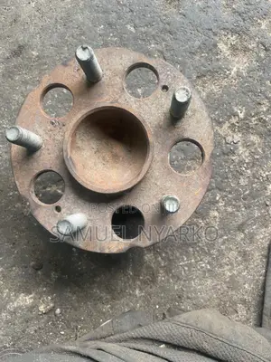 Honda CRV 2008 Back Free Hub 2x4