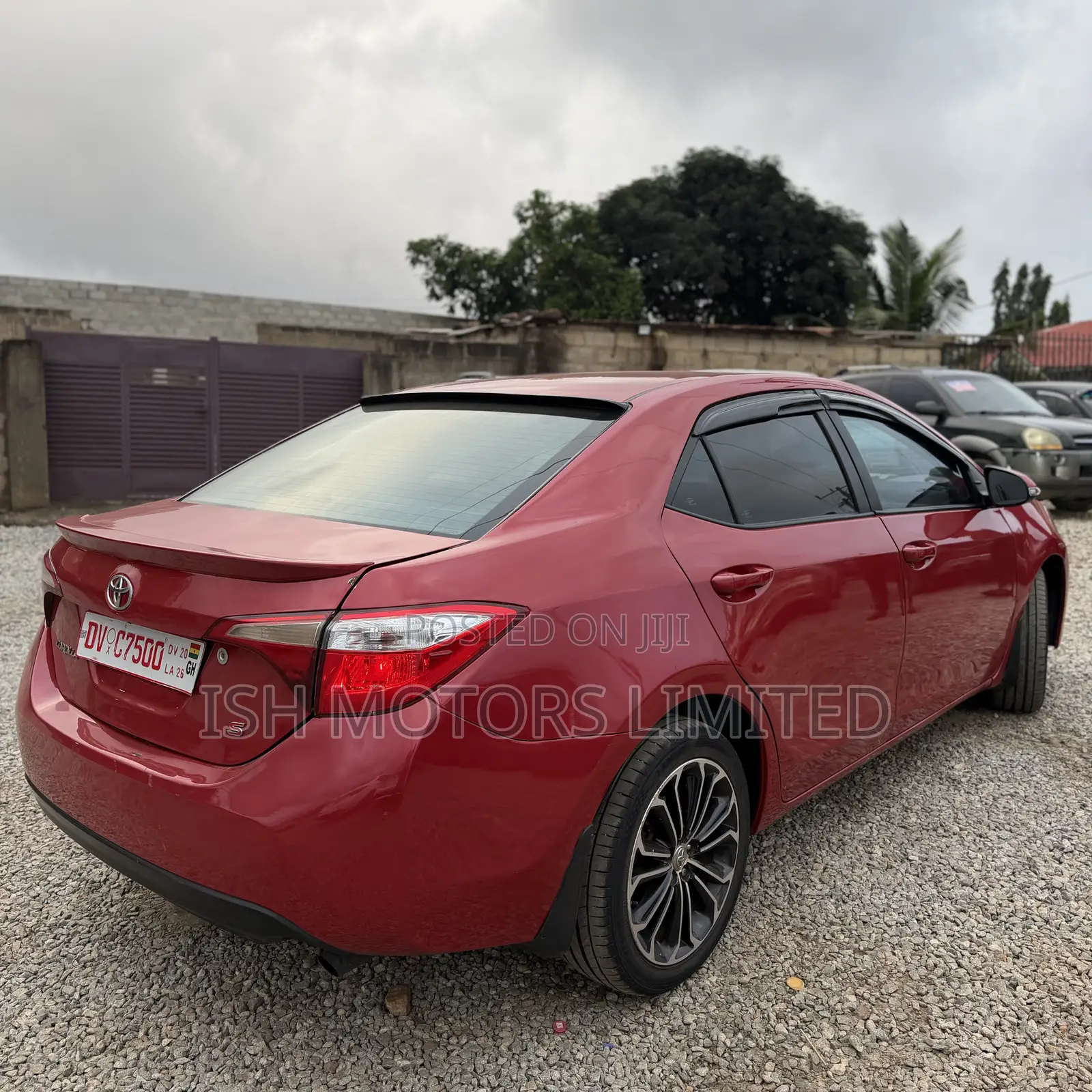Toyota Corolla S Premium 4dr Sedan (1.8L 4cyl CVT) 2016 Red