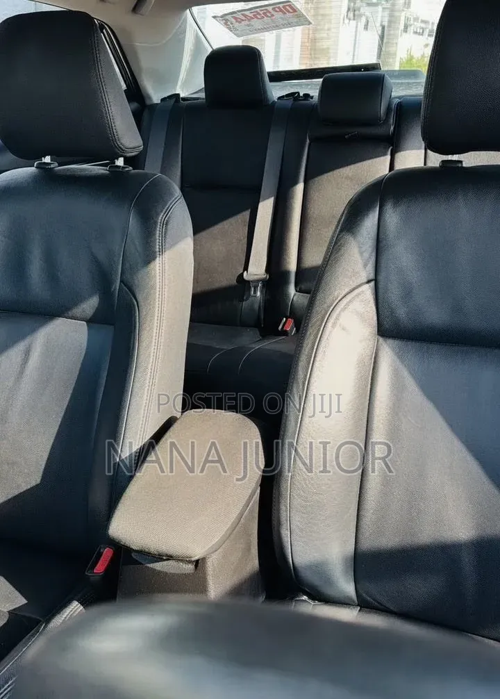 Toyota Corolla 2017 Blue
