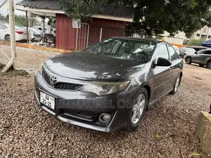 Toyota Camry 2014 Gray