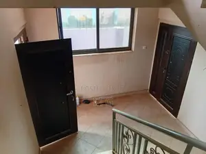 2bdrm Apartment in Savana C25, Tema Metropolitan for rent