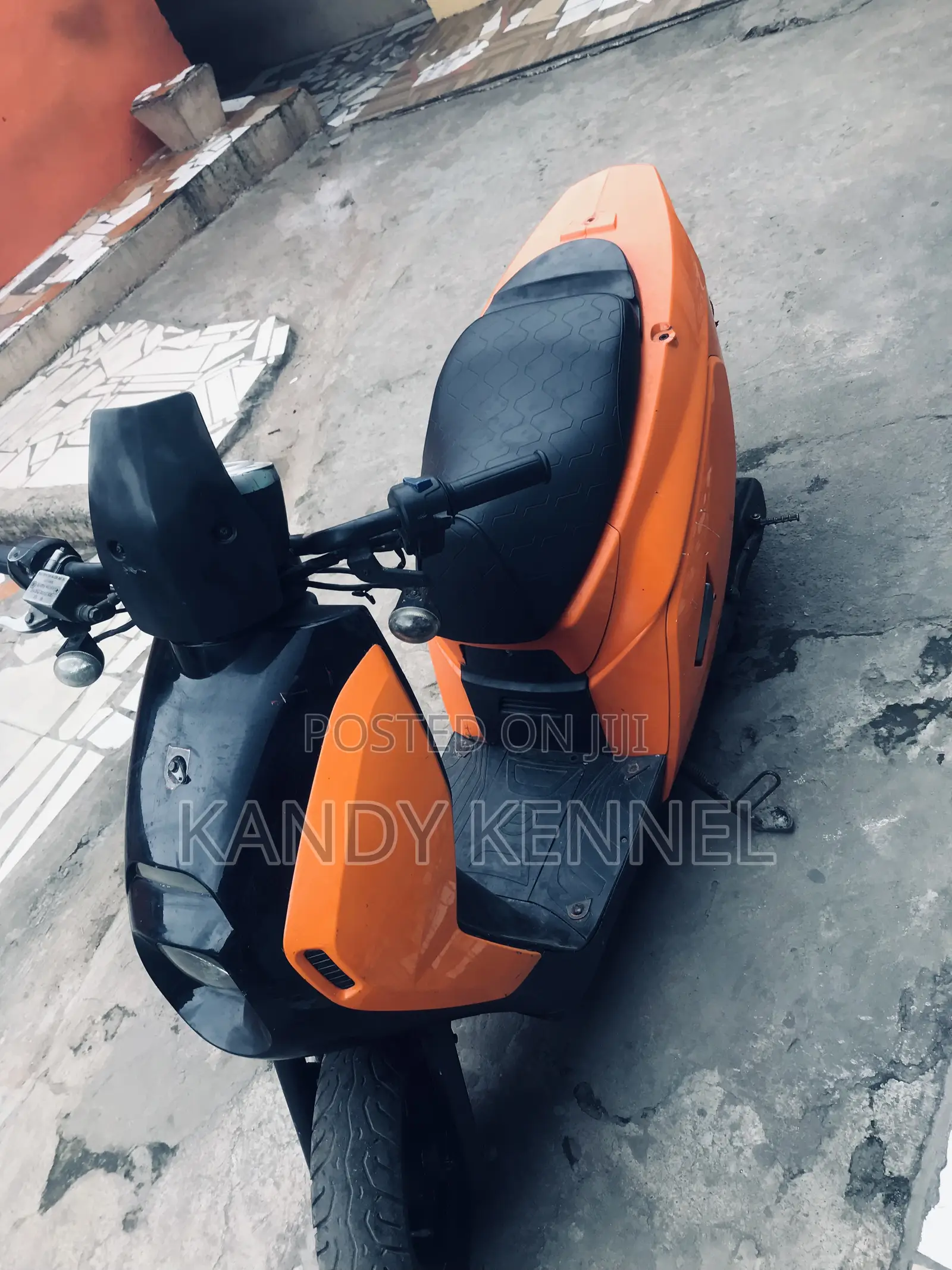 Daelim 2023 Orange