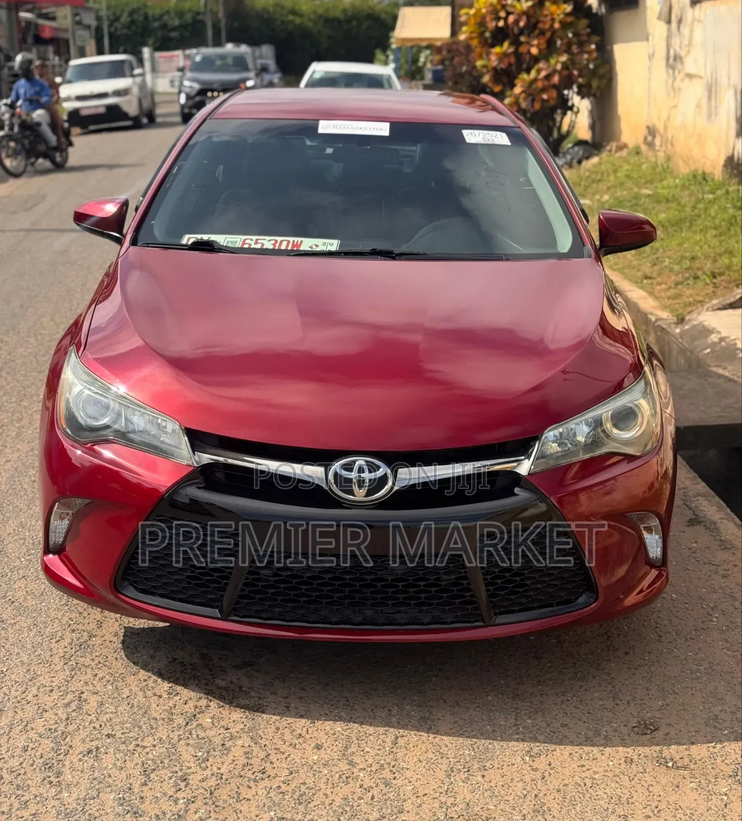 Toyota Camry SE 4dr Sedan (2.5L 4cyl 6A) 2015 Red