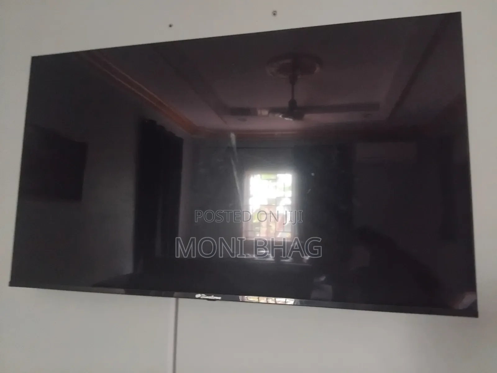 Binatone 55" Blur Screen
