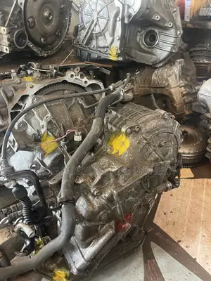 Toyota Voxy Transmission Gearbox 8pins 2x4