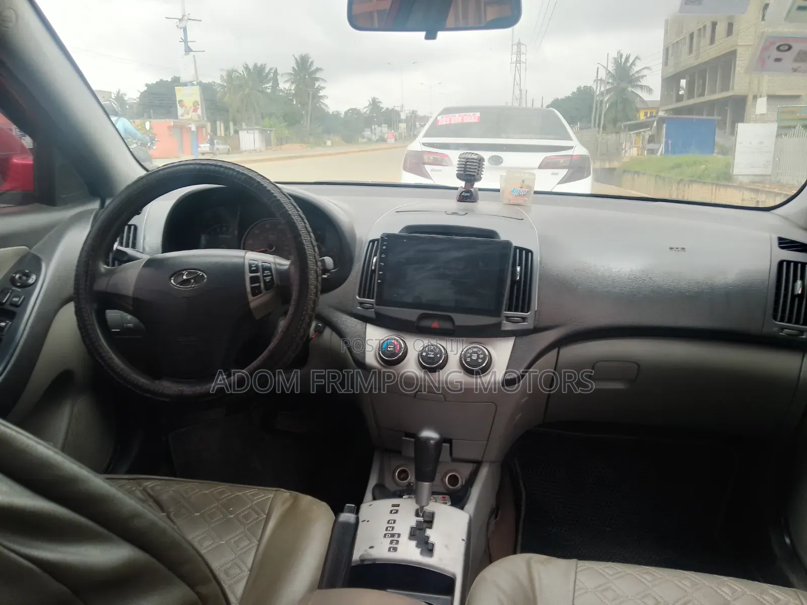 Hyundai Elantra 2009 Red