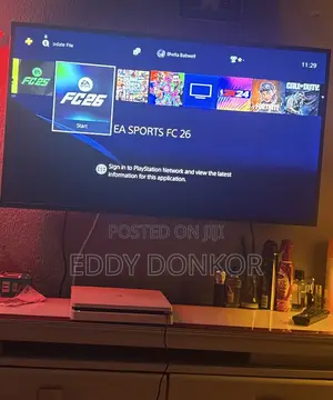PS4 Slim 1TB With 7games Installed