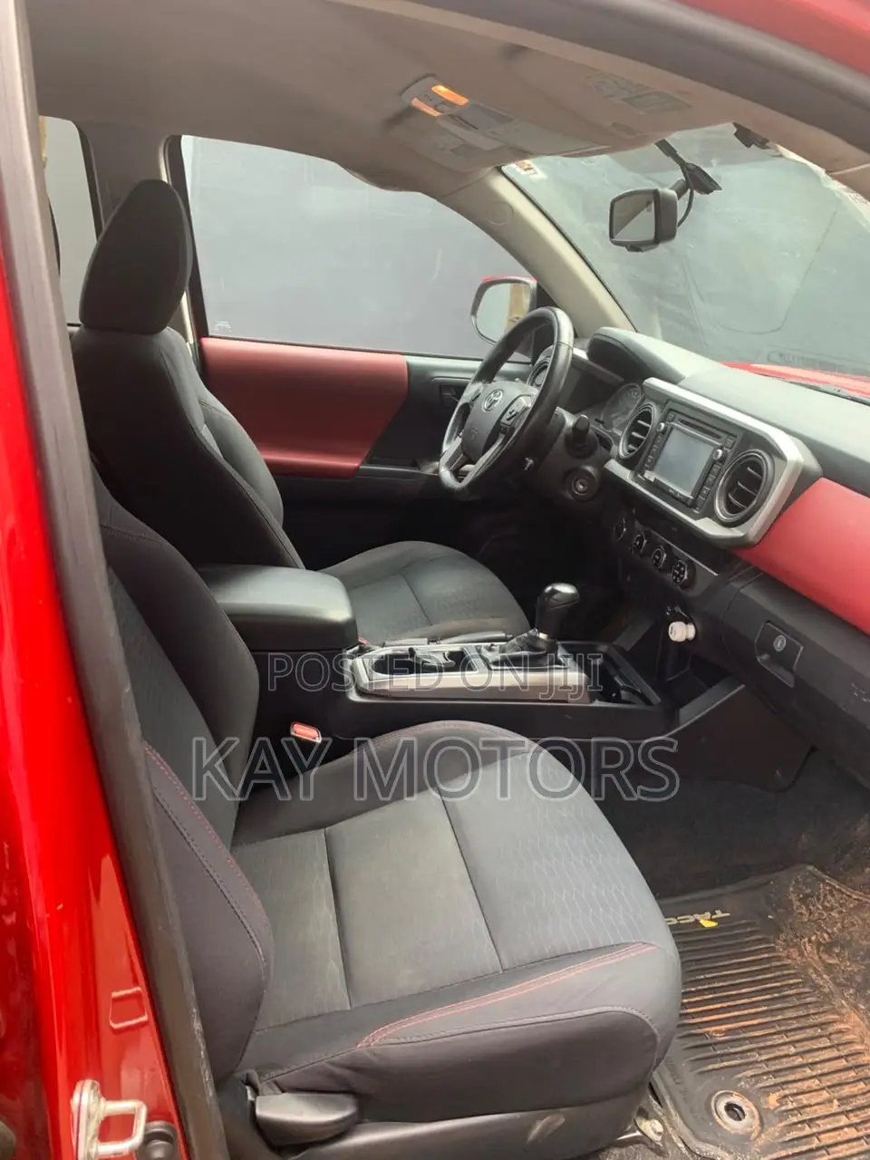 Toyota Tacoma SR5 2017 Red