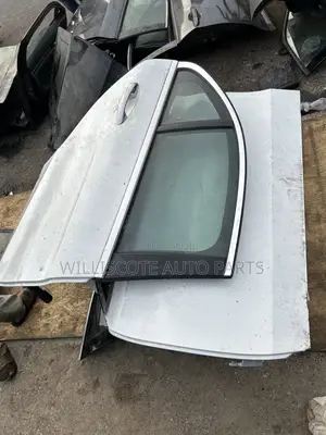 C300 16-19 Doors for Sale