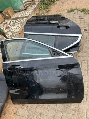 C300 16-19 Doors for Sale