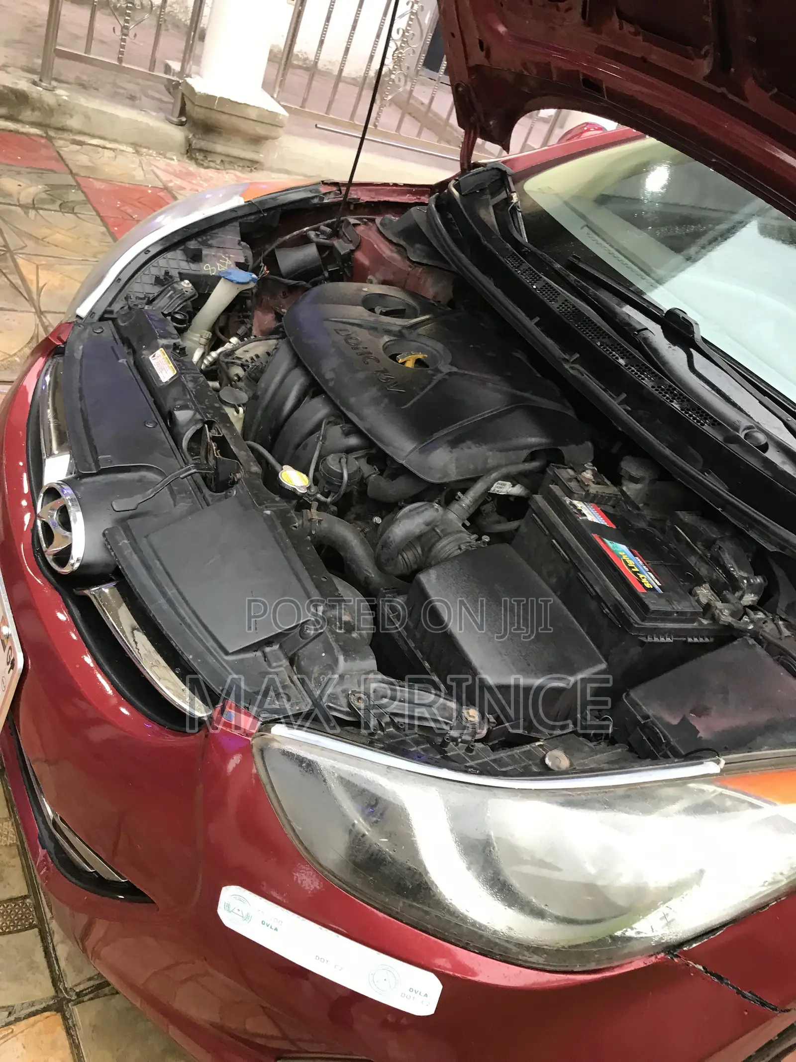Hyundai Elantra GLS Sedan FWD (1.8L 4cyl 6A) 2013 Red