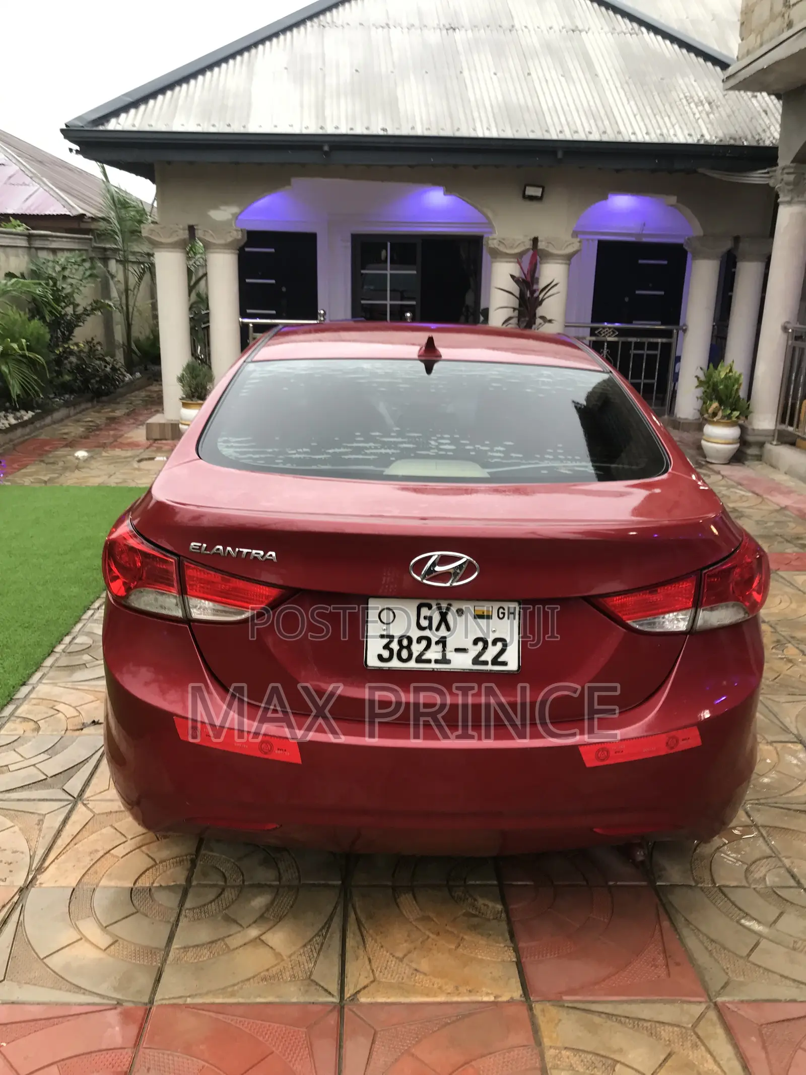 Hyundai Elantra GLS Sedan FWD (1.8L 4cyl 6A) 2013 Red