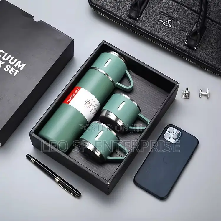 Thermos Flask With 2 Cups