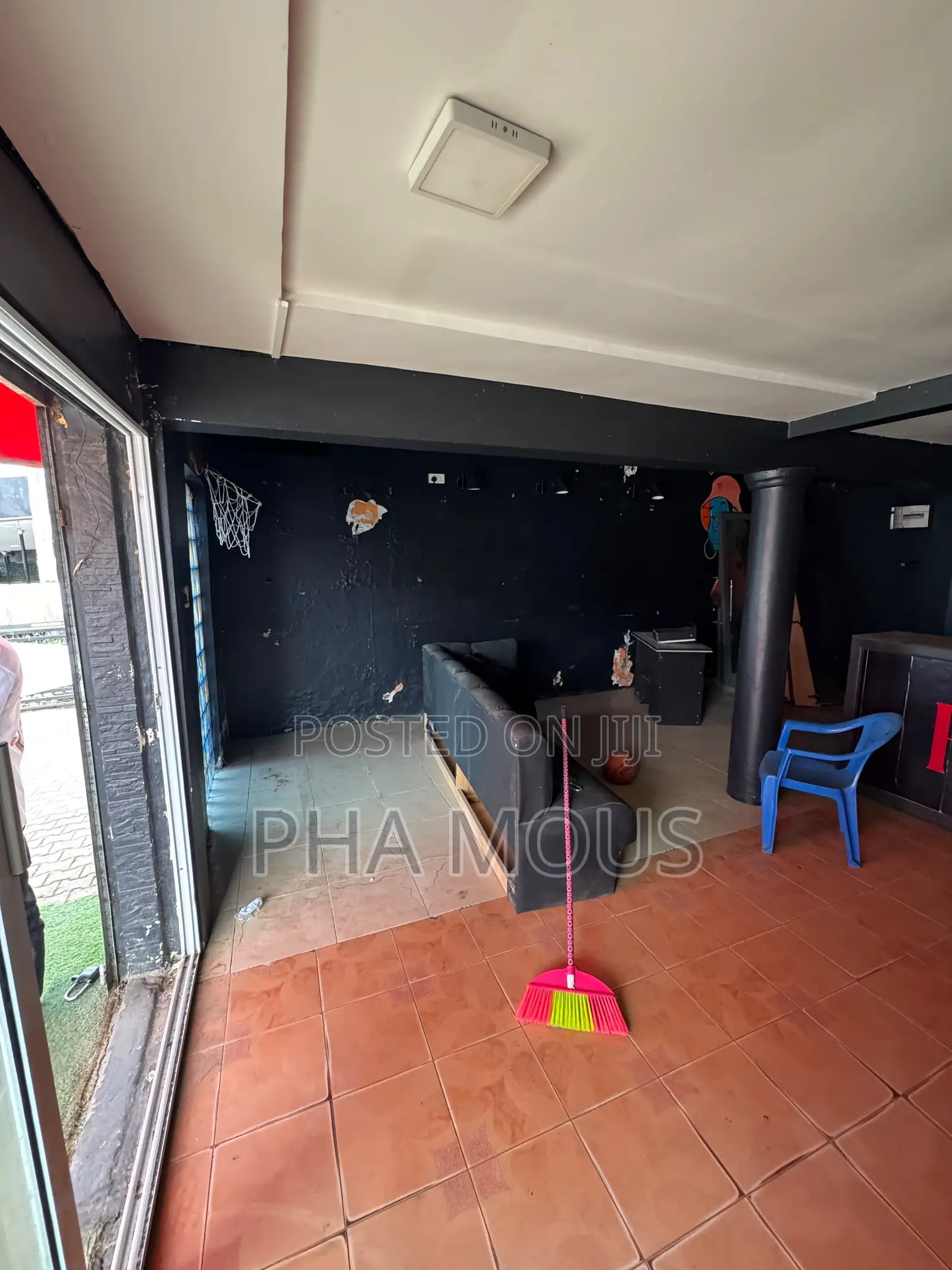 Shop for Rent