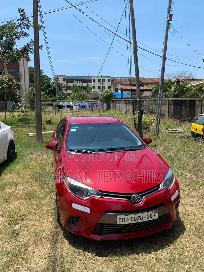 Toyota Corolla LE 4dr Sedan (1.8L 4cyl CVT) 2015 Red